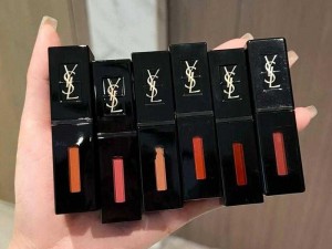 YSL 千人千色 T9T9T9T9 成爆款，红管黑管随意搭配，每一支都美到窒息